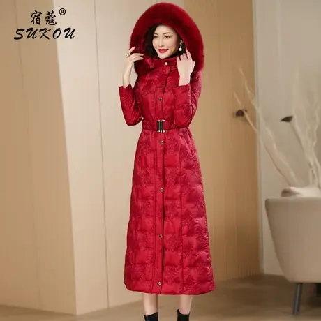 高端靓丽红色设计感羽绒服女带毛领2023冬季新款修身长款保暖外套图片